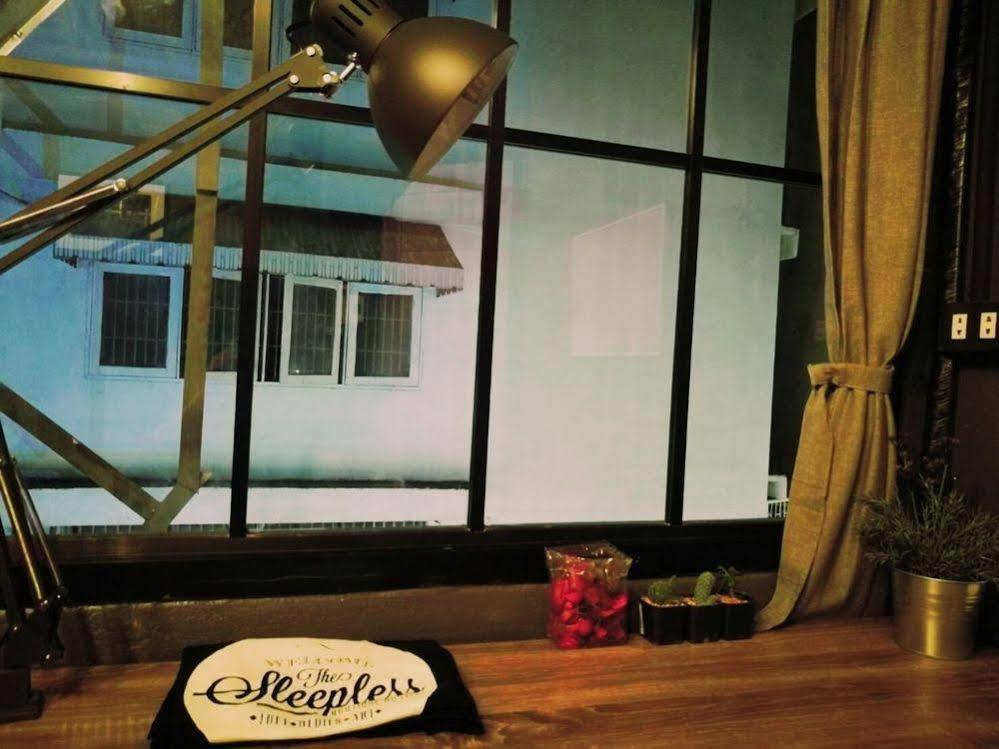 The Sleepless Boutique Hostel بانكوك المظهر الخارجي الصورة